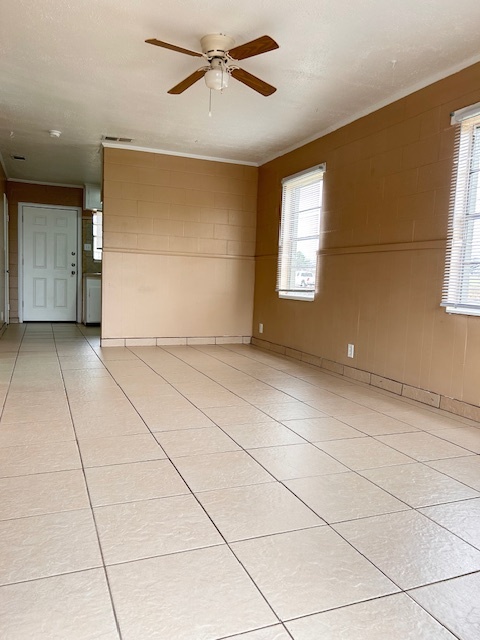 307 W Main St in Whitehouse, TX - Building Photo - Building Photo