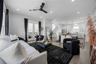 3018 Markle Dr in Houston, TX - Building Photo - Building Photo