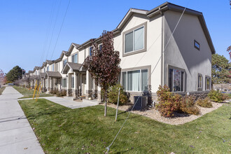 3495 S Carr St in Lakewood, CO - Building Photo - Building Photo