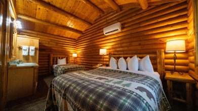 3765 MT Highway 40 W, Unit Ponderosa in Columbia Falls, MT - Building Photo - Building Photo