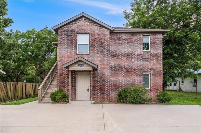 109 2nd Ave SW in Gravette, AR - Building Photo - Building Photo