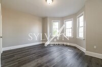 3806 Cottage Ave photo'
