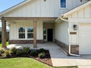 3108 Mt Nebo Dr in Yukon, OK - Building Photo - Building Photo