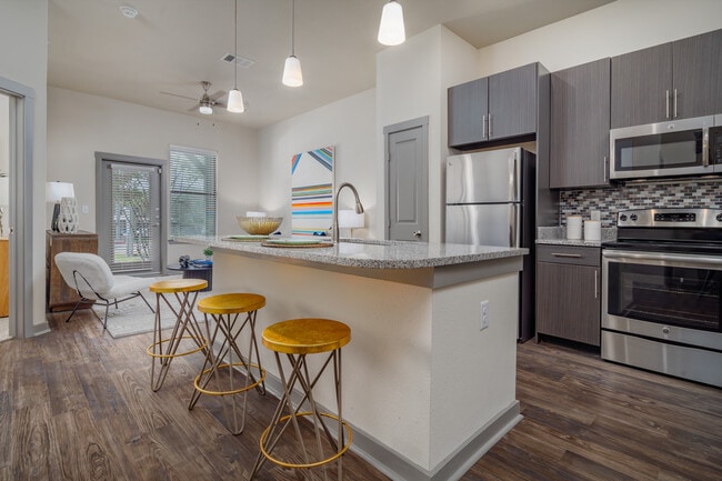 Avita Alamo Heights