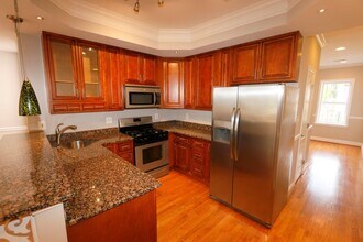 607 P St NW in Washington, DC - Building Photo - Building Photo