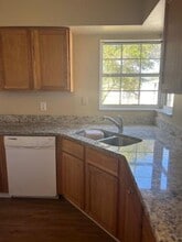 910 Crawford St in Deltona, FL - Building Photo - Building Photo