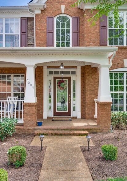 2005 Daylily Dr in Franklin, TN - Foto de edificio - Building Photo