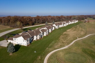 Meadowview Homes in Fond du Lac, WI - Foto de edificio - Building Photo