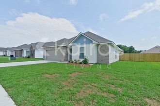 104 Rainfall Ln in Carencro, LA - Building Photo - Building Photo