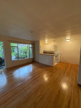 16 Pacheco St, Unit 2 in San Rafael, CA - Foto de edificio - Building Photo