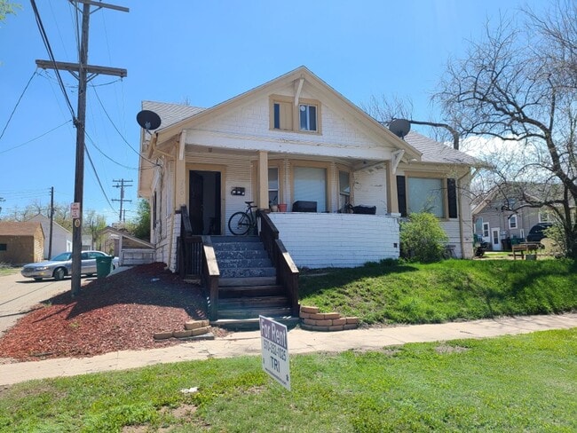 property at 720 18th St