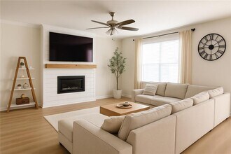 5348 Briggs St in Flowery Branch, GA - Building Photo - Building Photo