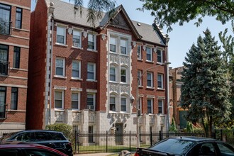 Kenmore in Chicago, IL - Building Photo - Interior Photo