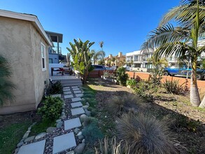 806 2nd St in Imperial Beach, CA - Foto de edificio - Building Photo