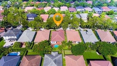 830 Lavender Cir in Weston, FL - Foto de edificio - Building Photo