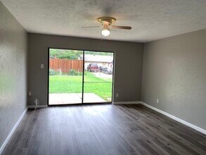 5041 Amhurst Ln in The Colony, TX - Building Photo - Building Photo