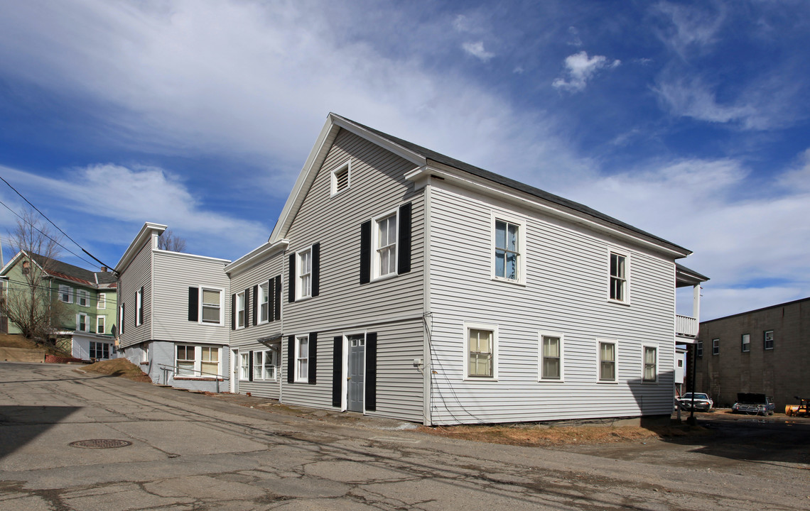 375 Water St in Augusta, ME - Building Photo