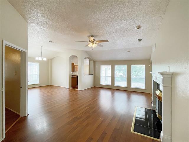 property at 2929 Dover Dr