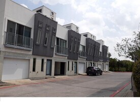 4801 S Congress Ave in Austin, TX - Building Photo