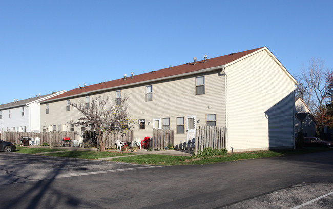 1273-1283 Weybridge Rd in Columbus, OH - Foto de edificio - Building Photo