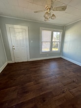 714 W Main St in Henderson, TX - Foto de edificio - Building Photo