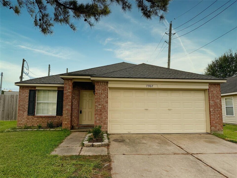 7907 Fire Thorn Ln in Cypress, TX - Building Photo