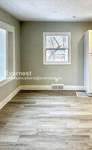 1270 Moore St in Akron, OH - Building Photo - Building Photo