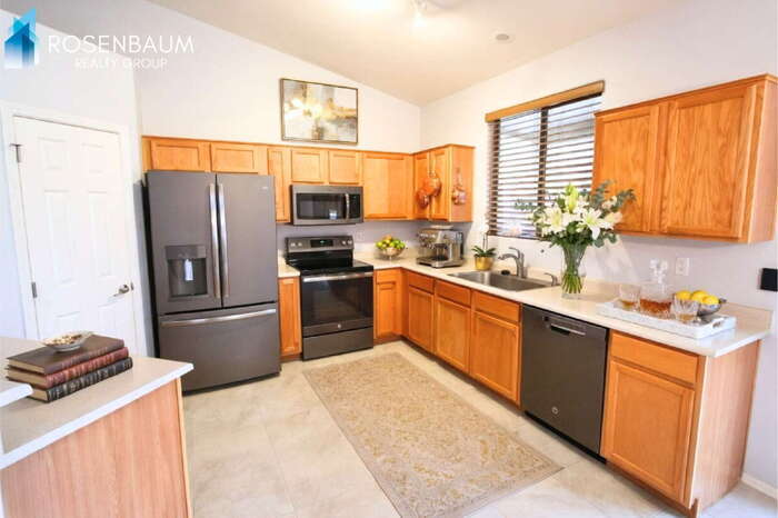 6261 S Mesa Vista Dr, Unit 1-312-R in Gold Canyon, AZ - Foto de edificio