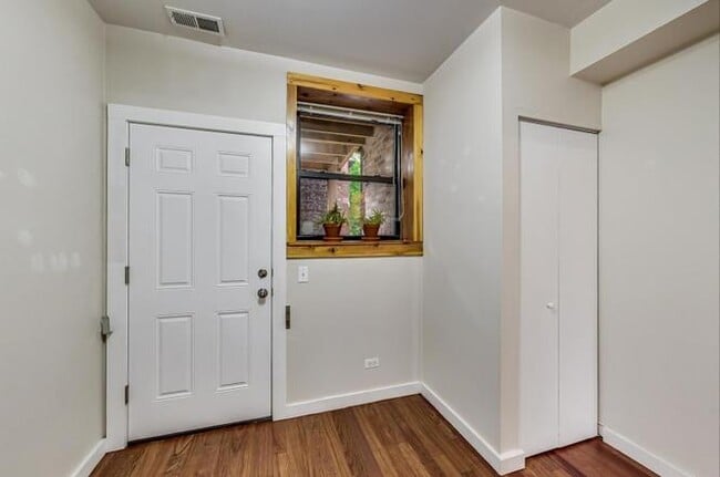 1257 W Roscoe St in Chicago, IL - Building Photo - Building Photo