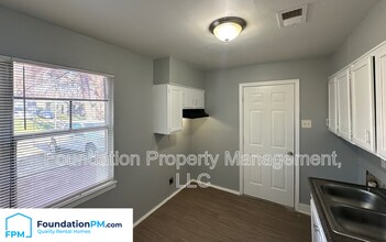 4532 Sunny View Dr in Memphis, TN - Building Photo - Building Photo