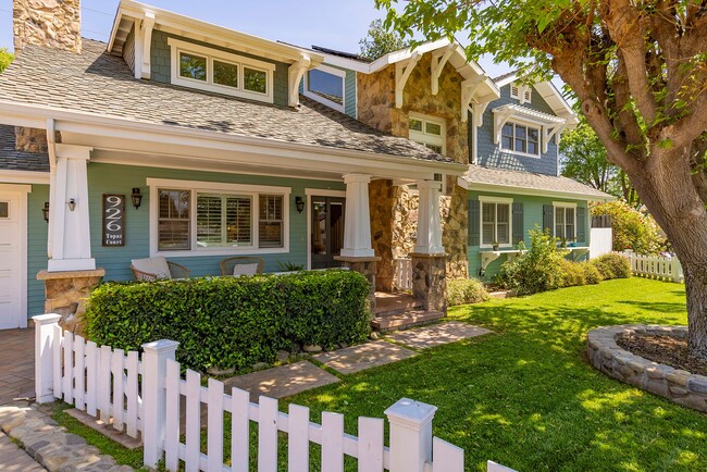 property at 926 Topaz Ct