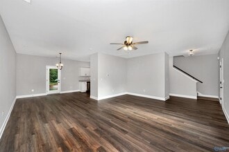 1711 Golf Club Ln NW in Huntsville, AL - Building Photo - Building Photo