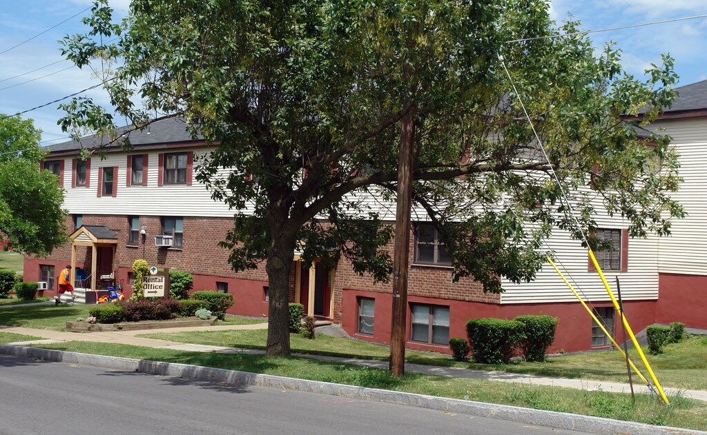 Springfield Garden Apartments De Witt, NY Apartments For Rent