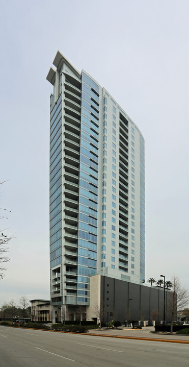 2727 Kirby Dr in Houston, TX - Foto de edificio