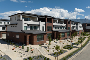 ICO Ridge Apartments & Townhomes in Lehi, UT - Building Photo