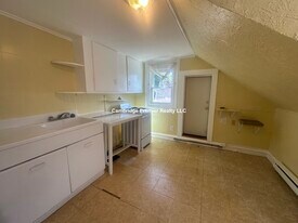 7A Taylor St, Unit 3 in Somerville, MA - Building Photo