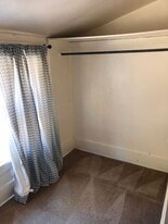 1296 Butler Rd, Unit 1296B in Springdale, PA - Building Photo