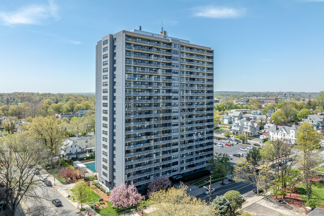 Carlton Tower in Passaic, NJ - Foto de edificio