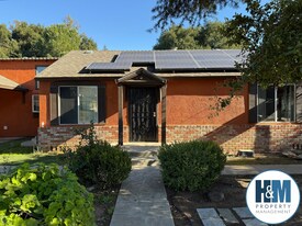 16160 Keith Way in Morgan Hill, CA - Building Photo