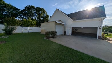 102 Bridge Dr in Princeton, NC - Building Photo - Building Photo