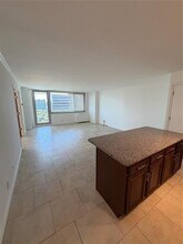 3883 Turtle Creek Dr in Dallas, TX - Building Photo - Building Photo