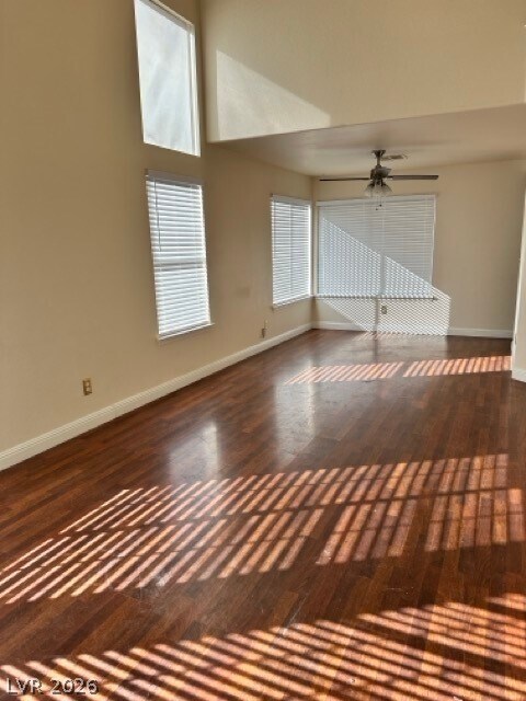 2152 Falcon Pointe Ln in Henderson, NV - Building Photo - Building Photo