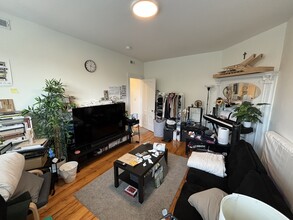 1433 Cambridge St, Unit 6 in Cambridge, MA - Building Photo - Building Photo