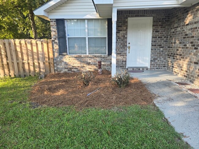 200 E Mell St in Pooler, GA - Building Photo - Building Photo