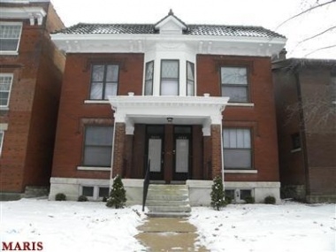 6044 Kingsbury Ave in St. Louis, MO - Foto de edificio