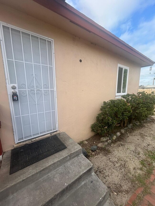 property at 522 Jefferson Ave