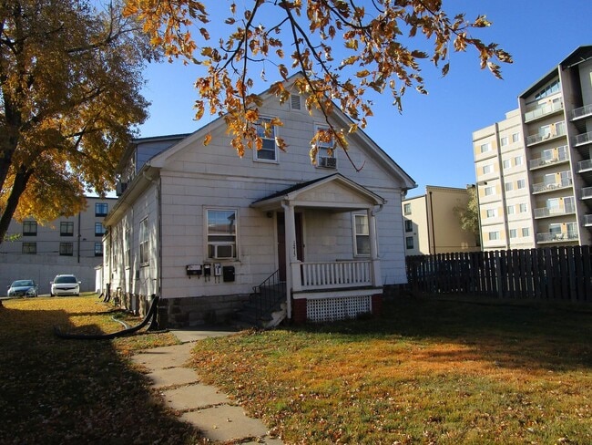 1215 Vattier Street in Manhattan, KS - Building Photo - Building Photo