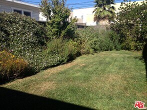 1320 N Harvard Blvd-Unit -1316 in Los Angeles, CA - Building Photo - Building Photo