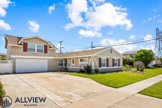8730 La Colonia Ave in Fountain Valley, CA - Building Photo - Building Photo