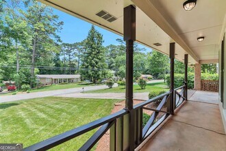 759 Glen Cir SW in Lawrenceville, GA - Building Photo - Building Photo